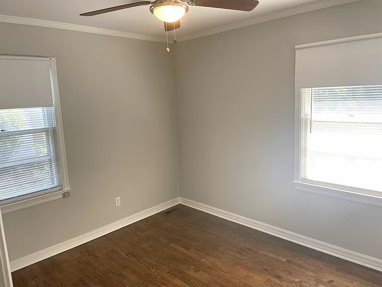 224 Wood Dale Dr — Photo 7