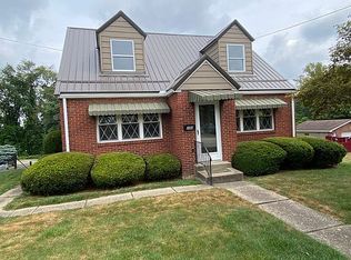 204 Dixon Blvd, Uniontown, PA