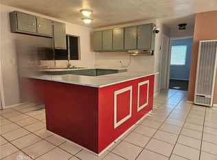 8279 Heather Ave, Fontana, CA 92335