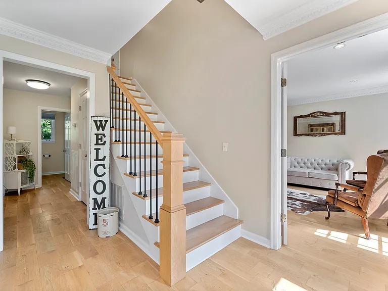 2215 Creekside Ln — Photo 11