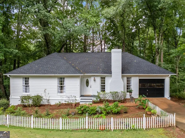375 Brookstone Dr, Athens, GA 30605