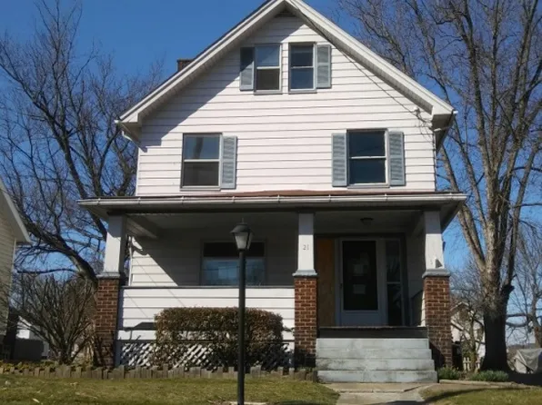 21 Creed St, Struthers, OH 44471