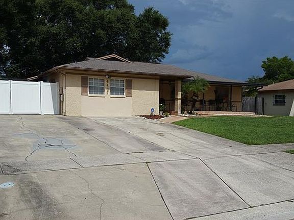 2nd image of 4407 Lurline Cir