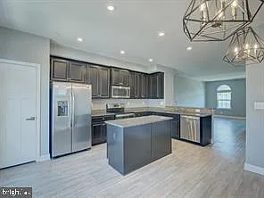 9940 New Pointe Dr — Photo 8