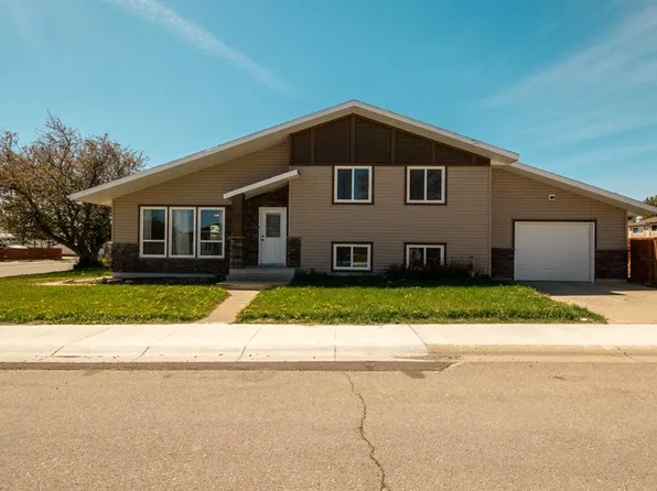 10 E Trent Rd W, Lethbridge, AB T1K 4N2
