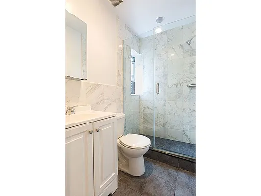 Rented by MNS | media 14