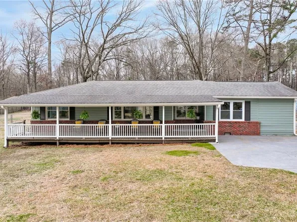 4749 Cox St SE, Acworth, GA 30101