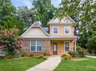 104 Holcomb Manor Dr, Ball Ground, GA 30107