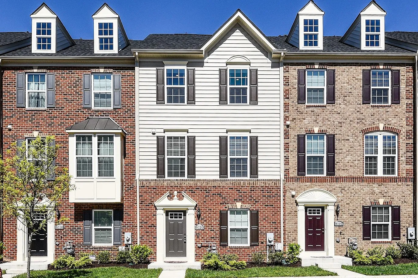 8120 S Channel Dr photo 1