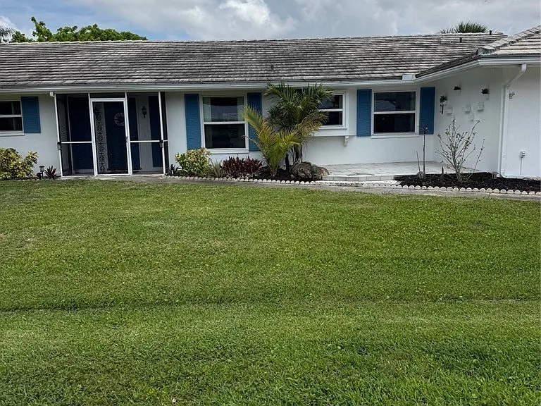 30 Maui Cir #30 — Photo 2