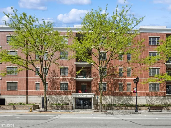 200 N Addison Ave Unit 204, Elmhurst, IL 60126