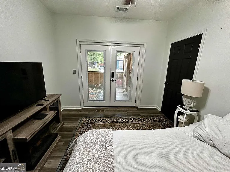 259 N Oliver St #A — Photo 32