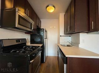 2305 30th Ave APT D7, Astoria, NY 11102