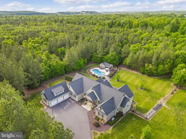18248 Carrico Mills Rd, Stevensburg, VA 22741