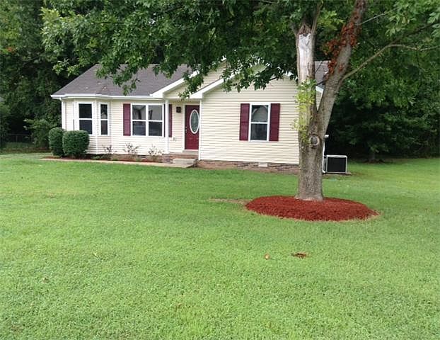 1st image of 570 Garnet Dr