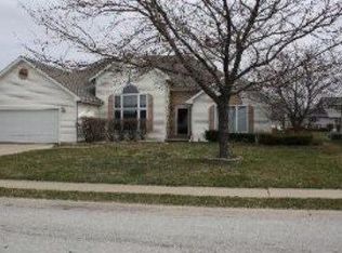 562 Willow Rd, Manteno, IL 60950