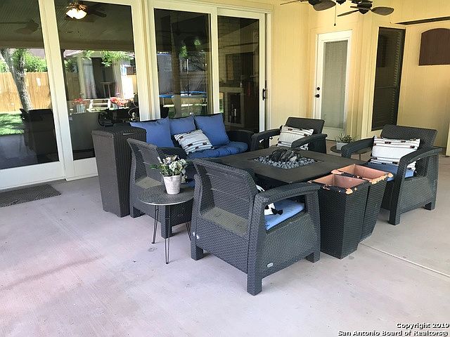 2nd image of 19611 Encino Knoll St