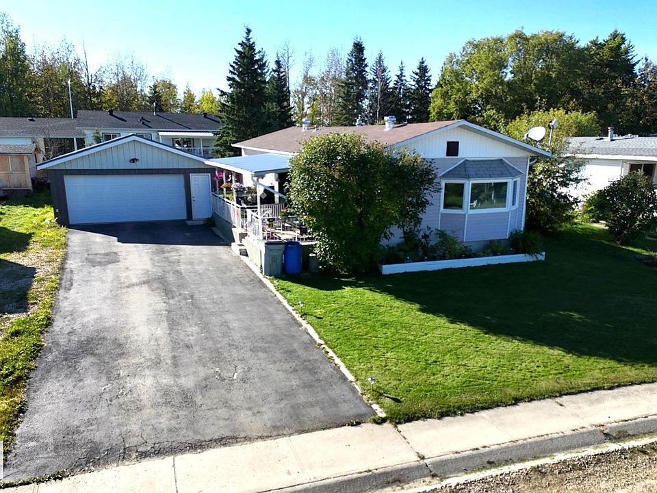 1st image of 5324 46b St