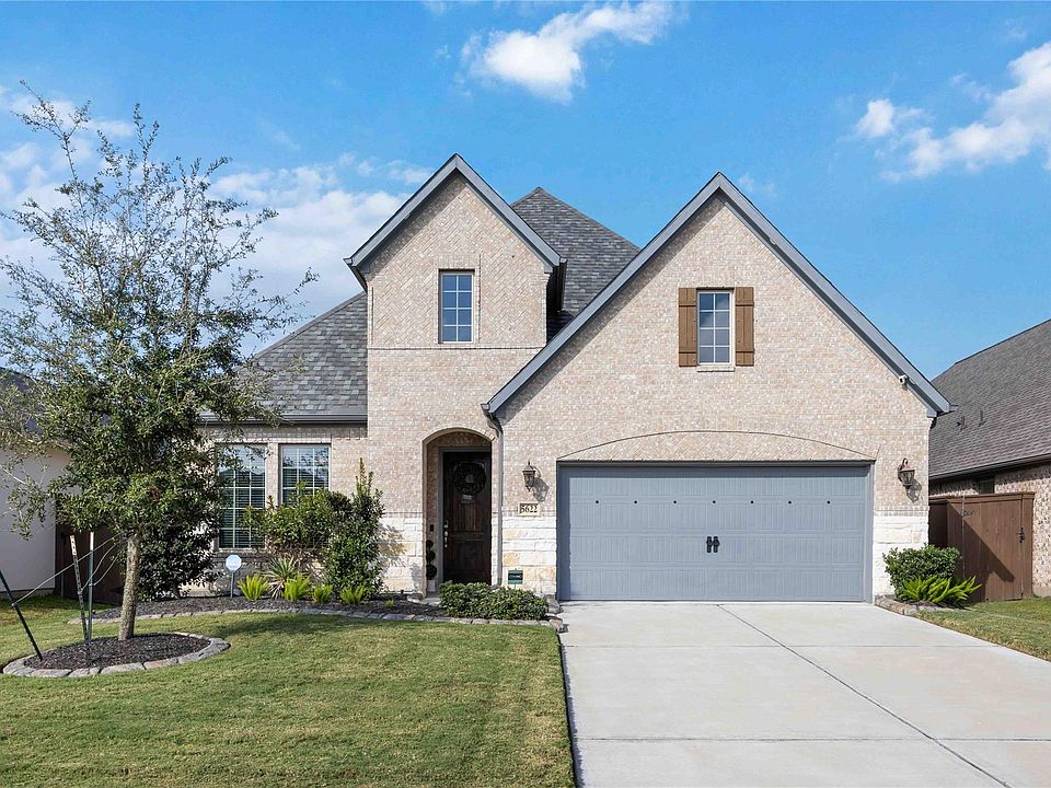 1st image of 5622 Vintage Oaks Ln