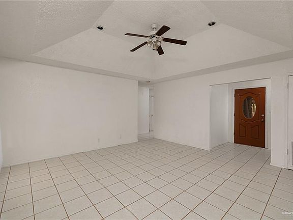 2nd image of 743 Monica St