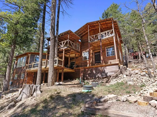 11 Vine St, Cloudcroft, NM 88317