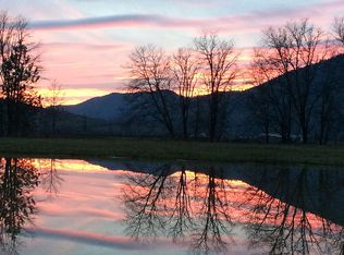 9424 Highway 234, Gold Hill, OR
