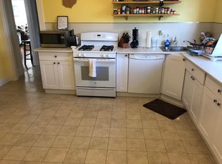 27 Bartlett Ave #2, Belmont, MA 02478