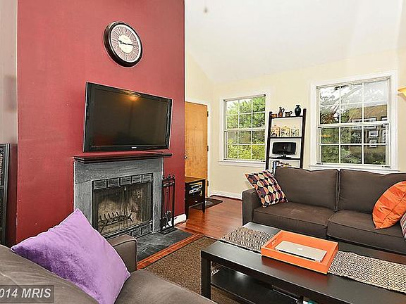 3rd image of 2401 Arlington Blvd APT 201