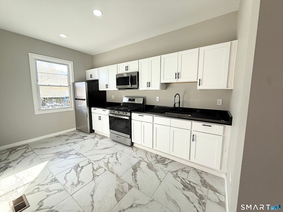 1st image of 41 Howe St