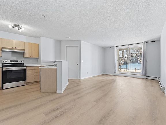 3rd image of 4975 N 130th Ave SE #3109