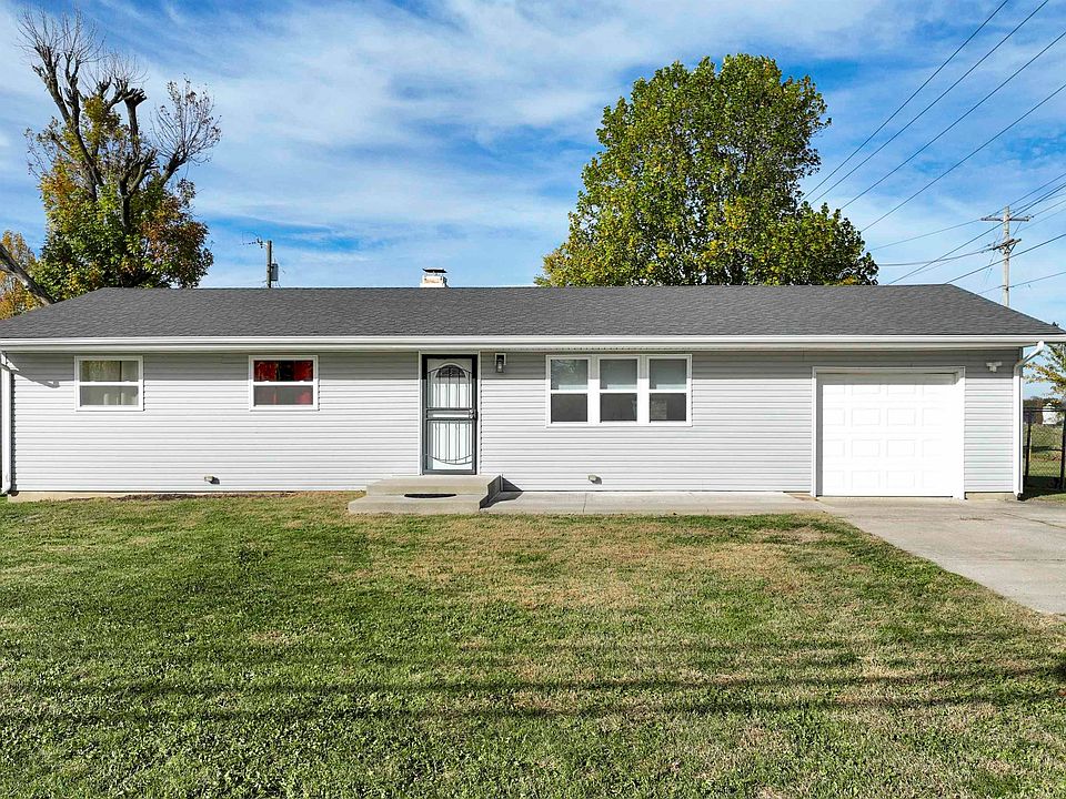 1st image of 318 N Concord Rd