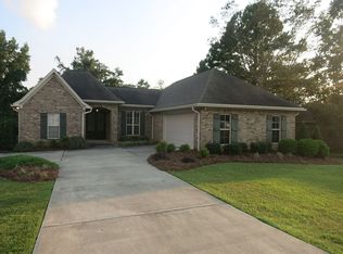 13 Summerbrook, Hattiesburg, MS 39402