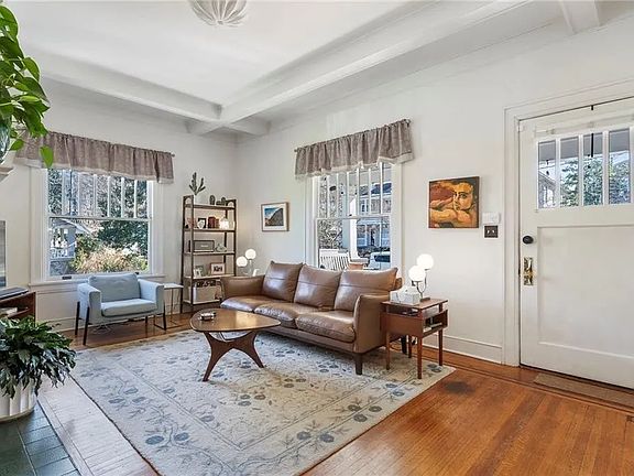 3rd image of 64 17th St NE #2A