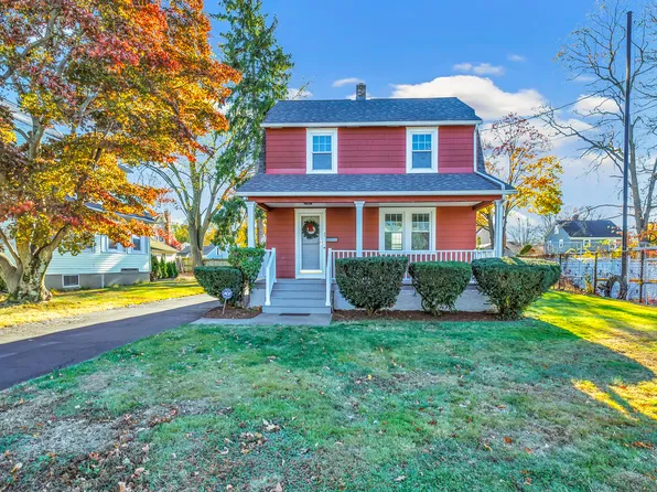 45 Oakwood Street, Stratford, CT 06614