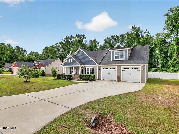 3rd image of 110 Barringer Drive