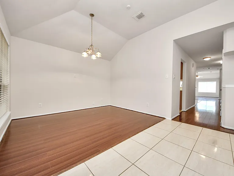 12426 Magnolia Cyn — Photo 8