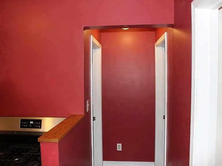 203 S Clark St — Photo 17