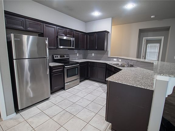 5th image of 207 Cherrywood Cv