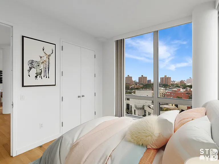 525 Clinton Ave #4G — Photo 7