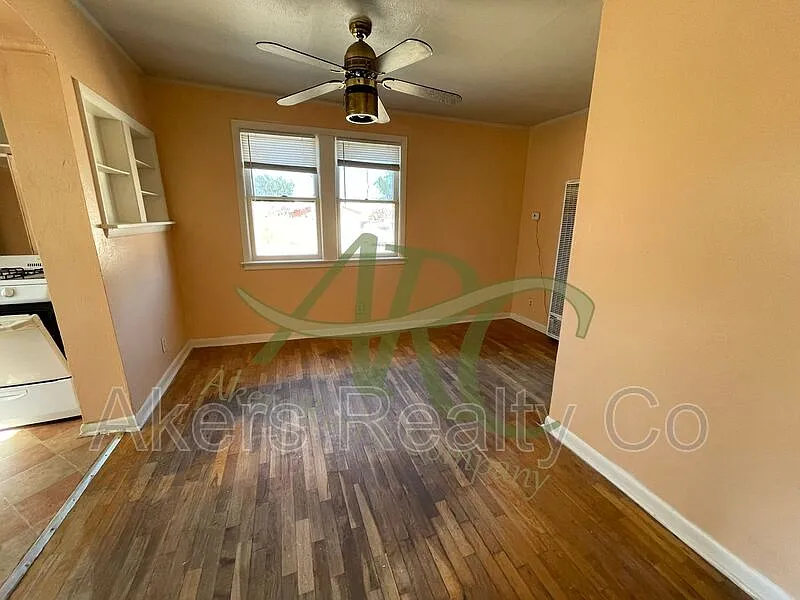 1 bed, 1.0 bath, 420 sqft, $850 — Photo 3