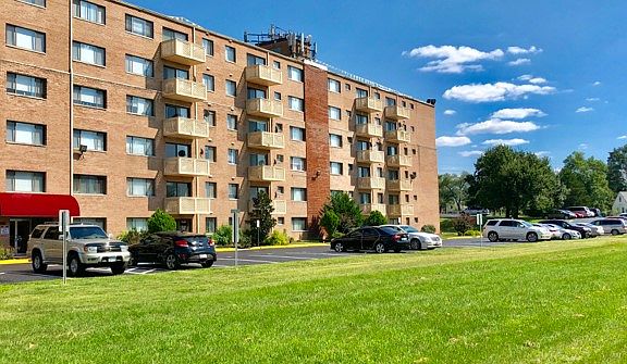 5th image of 5902 31st Ave #110