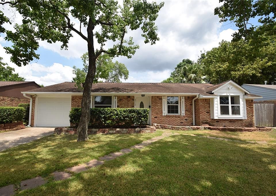 1st image of 5718 Greencraig Dr