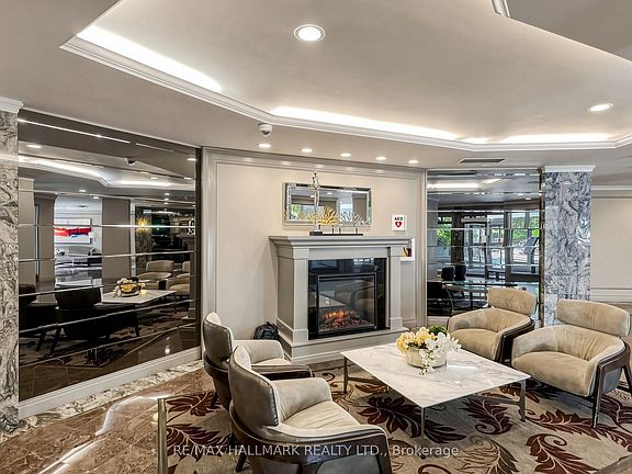 3rd image of 7905 Bayview Ave #1022