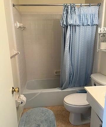 4th image of 18 Temple Ct #18