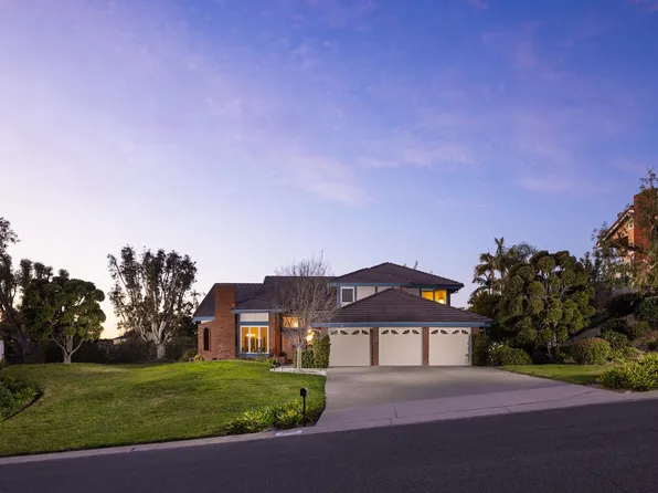 25321 Stageline Dr, Laguna Hills, CA 92653