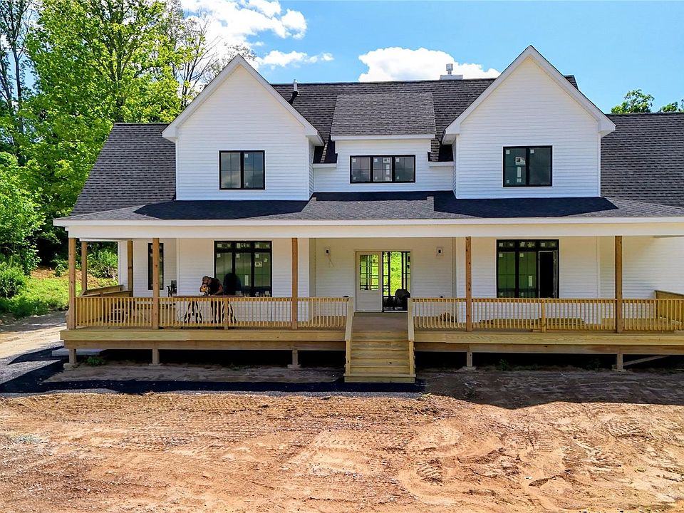 1st image of 119 Ryerson Road