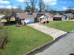 1505 Berry Ln, Mountain Home, AR 72653