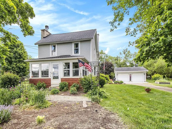 3795 Carson Hwy, Adrian, MI 49221