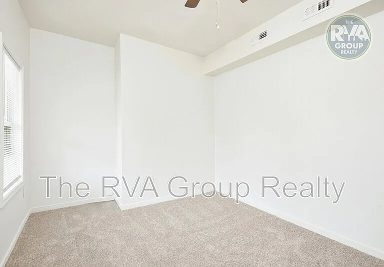 3424 S St #A — Photo 10