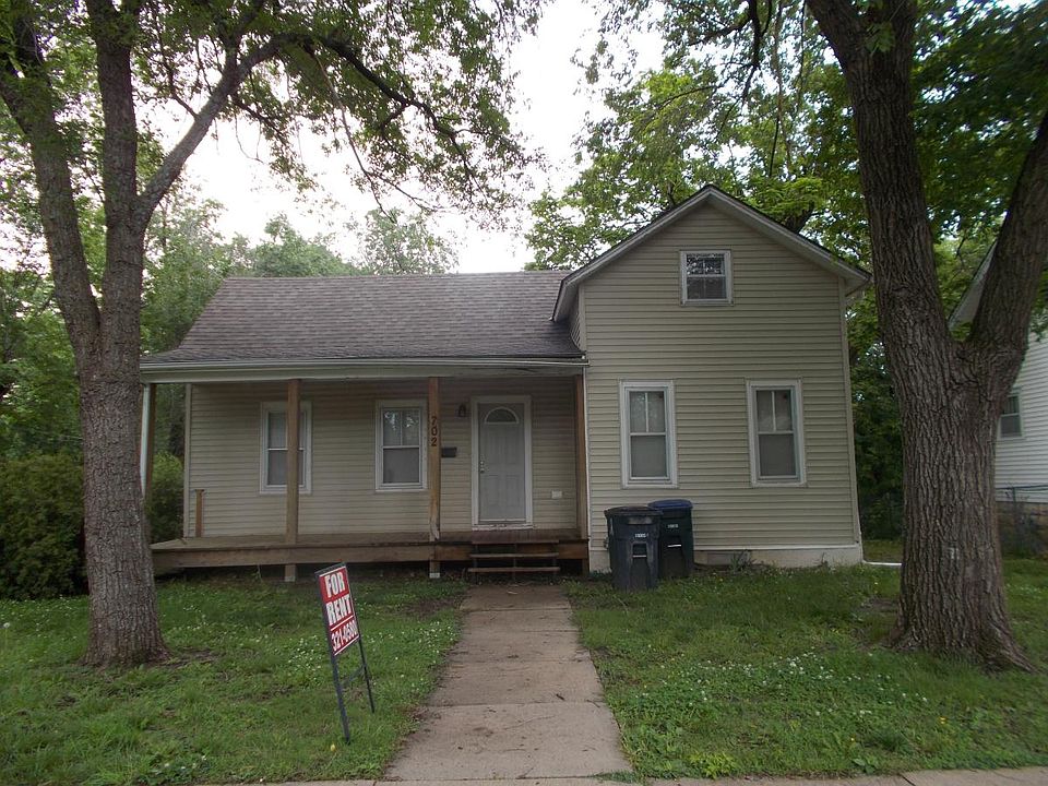 702 S Denver